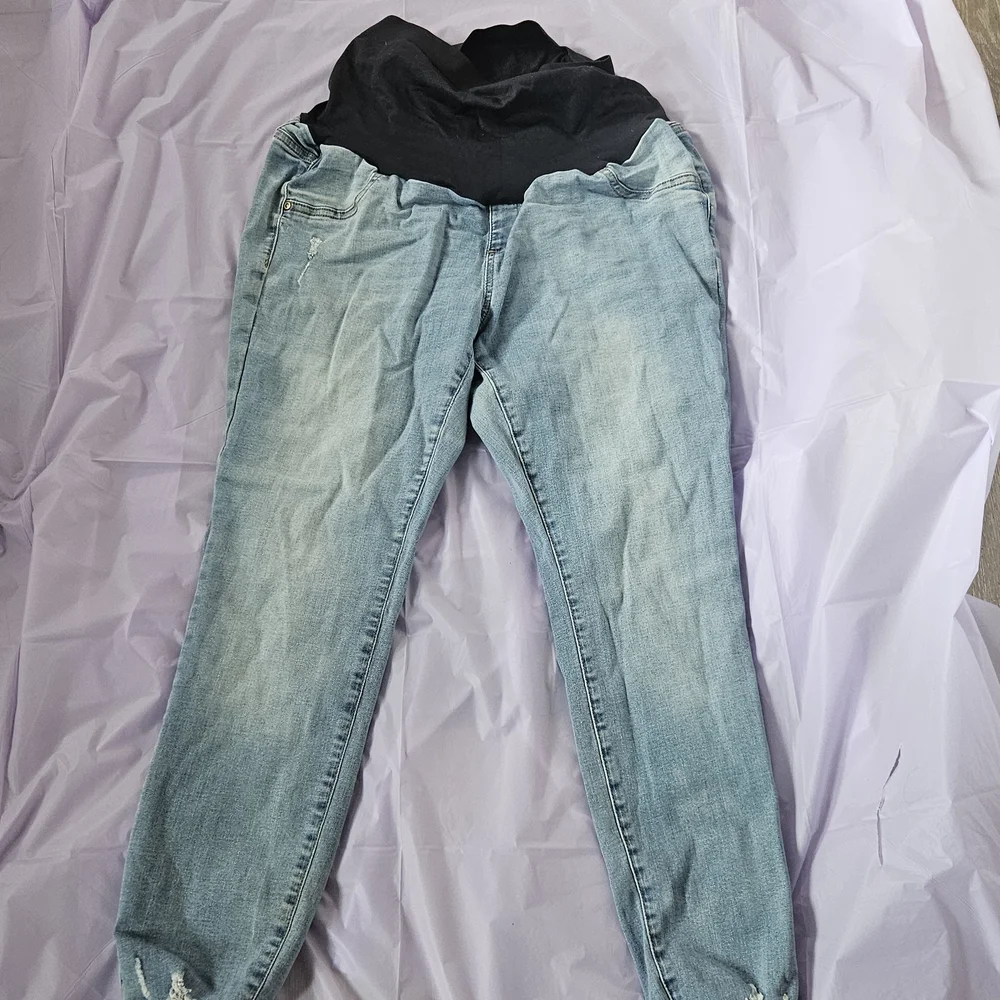 Plus Size Maternity Bundle Of 3! - Picture 5 of 10